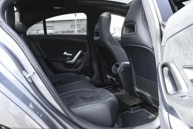 Mercedes-Benz CLA 250 (Clasa CLA) din 2021 cu 74.074 km - oferta MER207570 - foto 6