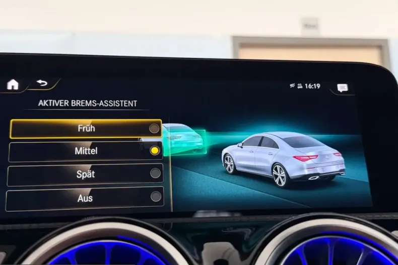 Mercedes-Benz CLA 250 (Clasa CLA) din 2022 cu 82.800 km - oferta MER207571 - foto 30