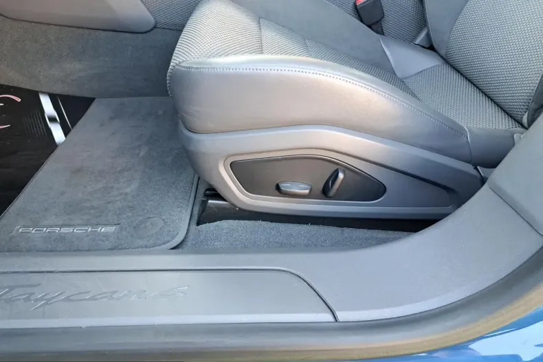 Porsche Taycan din 2022 cu 99.980 km - oferta POR207573 - foto 12