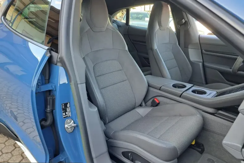 Porsche Taycan din 2022 cu 99.980 km - oferta POR207573 - foto 13