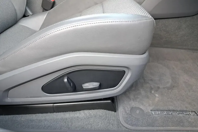 Porsche Taycan din 2022 cu 99.980 km - oferta POR207573 - foto 14