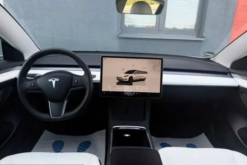 Tesla Model 3 din 2022 cu 96.222 km - oferta TES207575 - foto 14