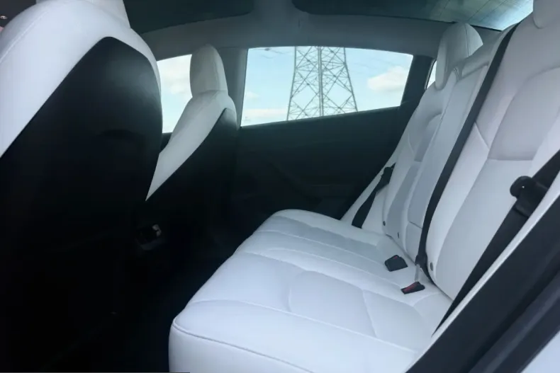 Tesla Model 3 din 2022 cu 96.222 km - oferta TES207575 - foto 16