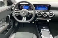 Mercedes-Benz CLA 250 (Clasa CLA) din 2023 cu 10.950 km - oferta MER207576 - foto 8