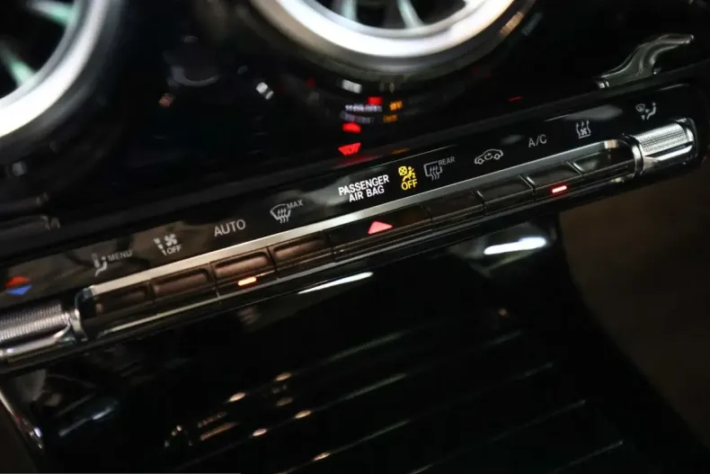 Mercedes-Benz CLA 250 (Clasa CLA) din 2025 cu 24.400 km - oferta MER207581 - foto 13