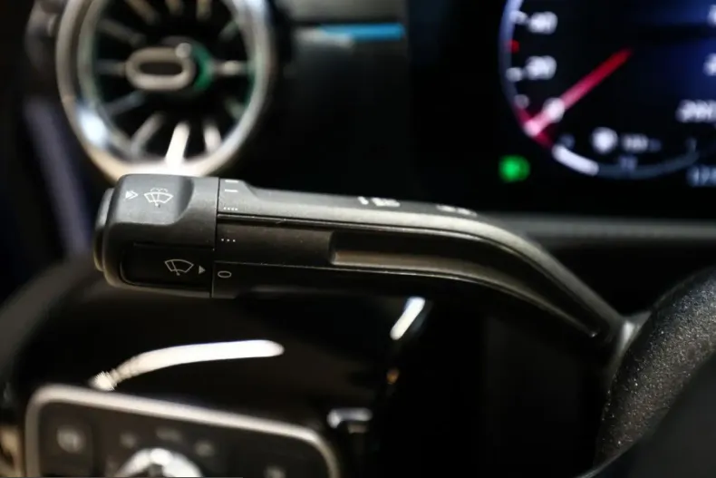 Mercedes-Benz CLA 250 (Clasa CLA) din 2025 cu 24.400 km - oferta MER207581 - foto 22