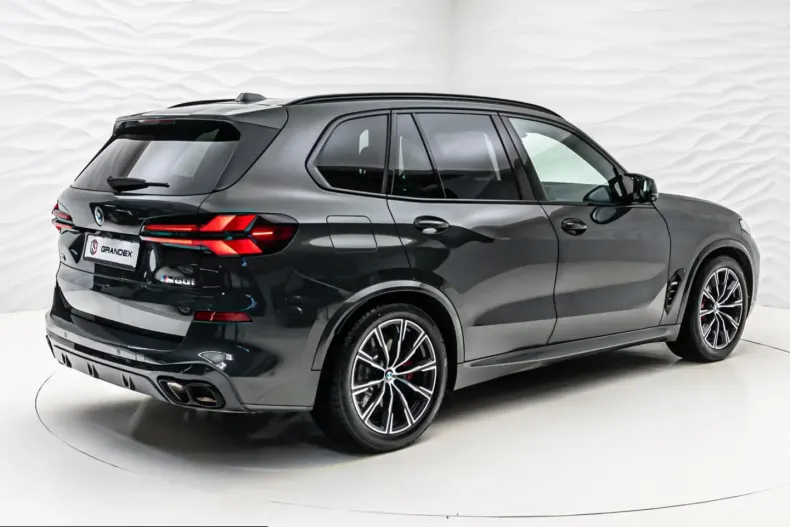 BMW X5 M60 (Seria X) din 2024 cu 10.500 km - oferta BMW207582 - foto 5
