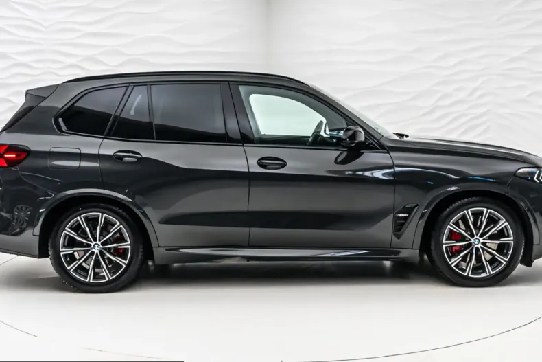 BMW X5 M60 (Seria X) din 2024 cu 10.500 km - oferta BMW207582 - foto 6