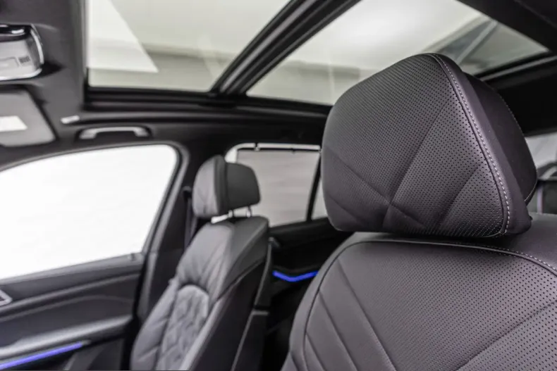 BMW X5 M60 (Seria X) din 2024 cu 10.500 km - oferta BMW207582 - foto 20