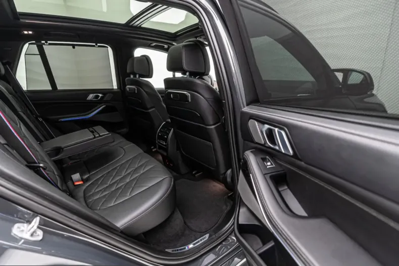 BMW X5 M60 (Seria X) din 2024 cu 10.500 km - oferta BMW207582 - foto 32