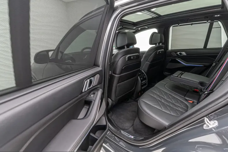 BMW X5 M60 (Seria X) din 2024 cu 10.500 km - oferta BMW207582 - foto 42