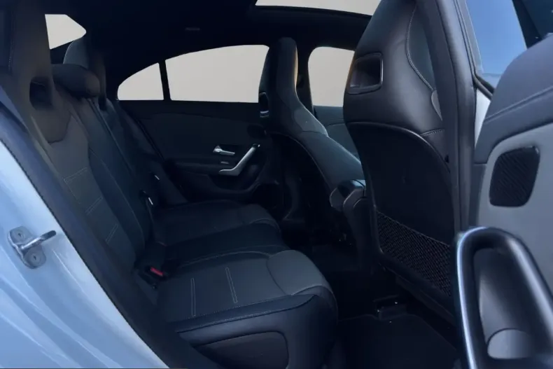 Mercedes-Benz CLA 250 (Clasa CLA) din 2022 cu 55.000 km - oferta MER207583 - foto 14