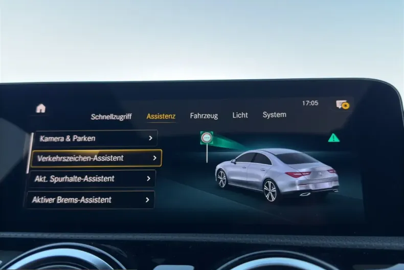 Mercedes-Benz CLA 250 (Clasa CLA) din 2022 cu 55.000 km - oferta MER207583 - foto 17