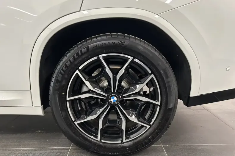 BMW X4 (Seria X) din 2025 cu 3.315 km - oferta BMW207585 - foto 6