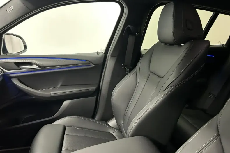 BMW X4 (Seria X) din 2025 cu 3.315 km - oferta BMW207585 - foto 25