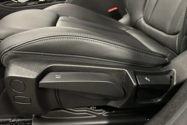 BMW X4 (Seria X) din 2025 cu 3.315 km - oferta BMW207585 - foto 28