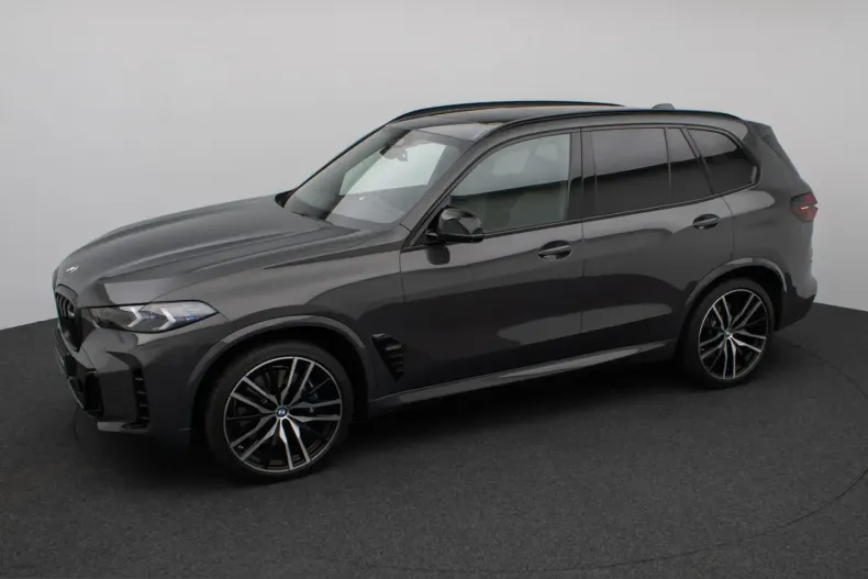 BMW X5 M60 (Seria X) din 2023 cu 29.107 km - oferta BMW207586 - foto 10