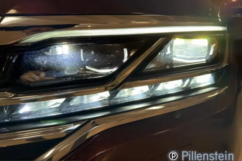 Volkswagen Touareg din 2022 cu 80.100 km - oferta VOL207588 - foto 14