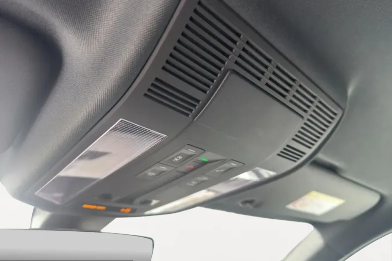 Volkswagen Touareg din 2022 cu 85.891 km - oferta VOL207589 - foto 11