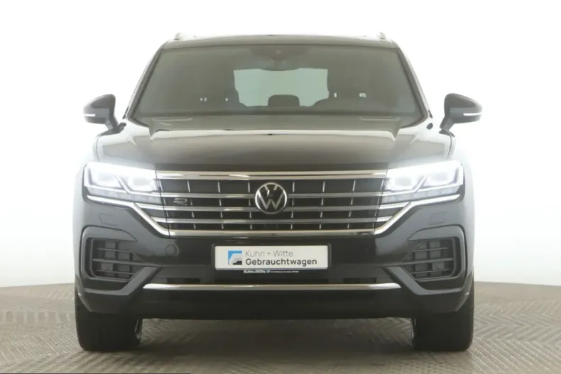 Volkswagen Touareg din 2022 cu 88.200 km - oferta VOL207591 - foto 2