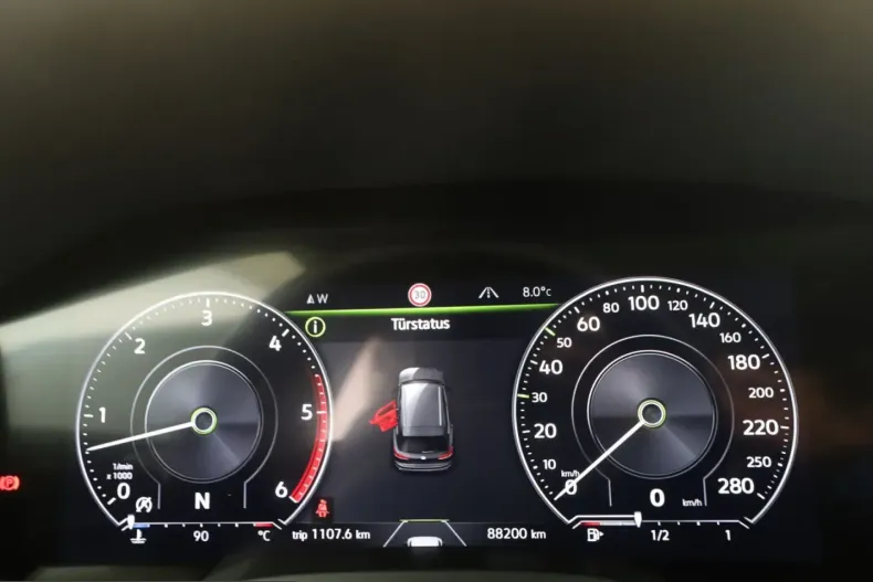 Volkswagen Touareg din 2022 cu 88.200 km - oferta VOL207591 - foto 15