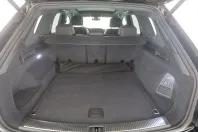 Volkswagen Touareg din 2022 cu 88.200 km - oferta VOL207591 - foto 19