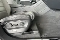 Volkswagen Touareg din 2022 cu 64.100 km - oferta VOL207596 - foto 12