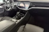 Volkswagen Touareg din 2022 cu 64.100 km - oferta VOL207596 - foto 18