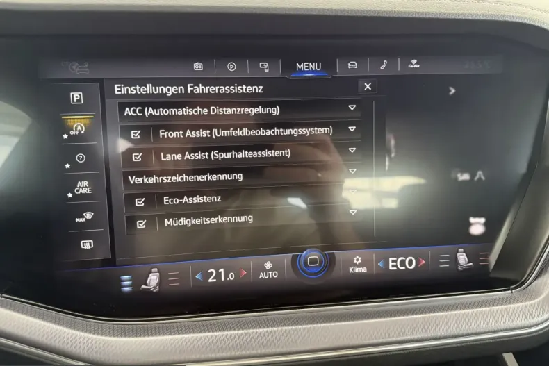 Volkswagen Touareg din 2022 cu 64.100 km - oferta VOL207596 - foto 22