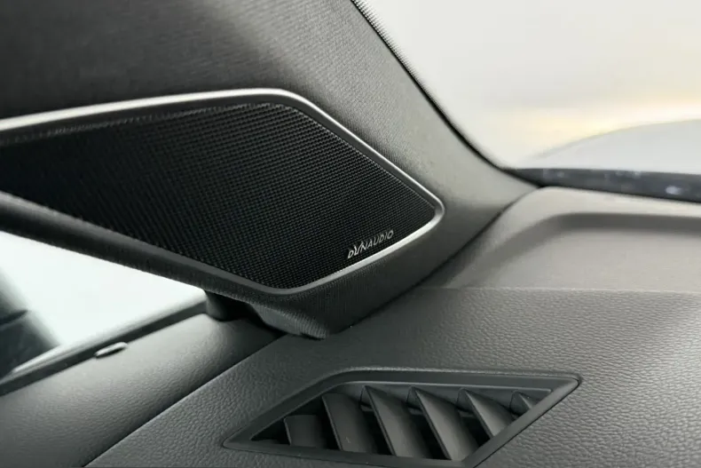 Volkswagen Touareg din 2022 cu 64.100 km - oferta VOL207596 - foto 27