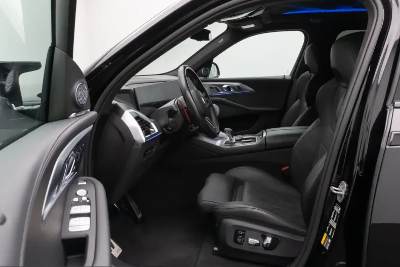 BMW XM (Seria X) din 2024 cu 26.387 km - oferta BMW207601 - foto 15