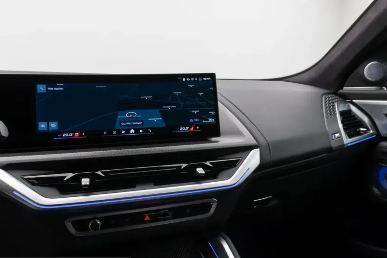 BMW XM (Seria X) din 2024 cu 26.387 km - oferta BMW207601 - foto 17