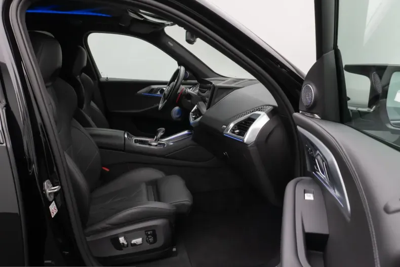 BMW XM (Seria X) din 2024 cu 26.387 km - oferta BMW207601 - foto 20