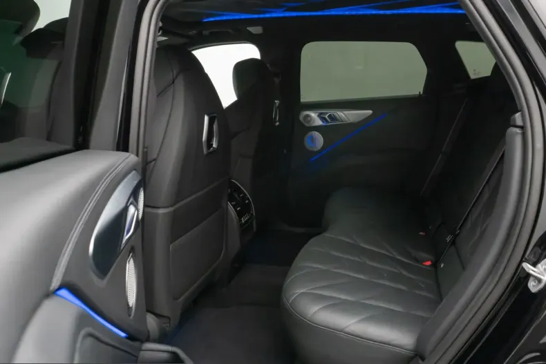 BMW XM (Seria X) din 2024 cu 26.387 km - oferta BMW207601 - foto 21