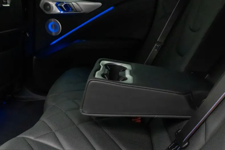 BMW XM (Seria X) din 2024 cu 26.387 km - oferta BMW207601 - foto 23