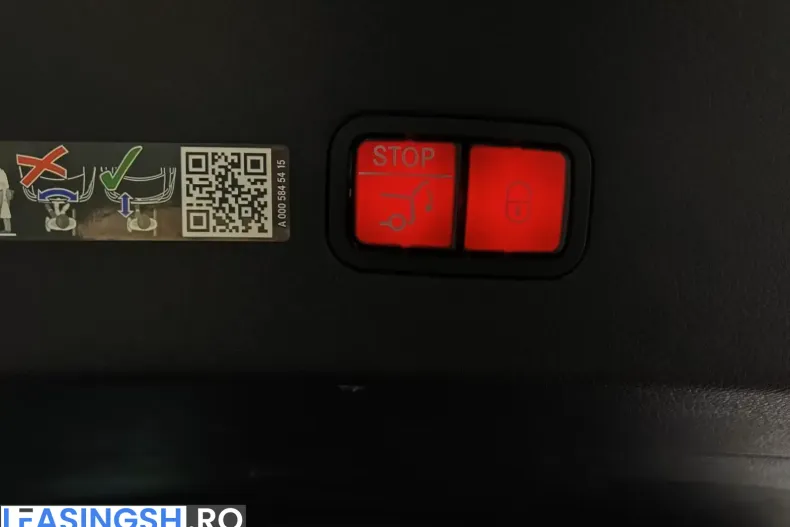 Mercedes-Benz GLC 43 AMG (Clasa GLC) din 2024 cu 22.950 km - oferta MER207609 - foto 11