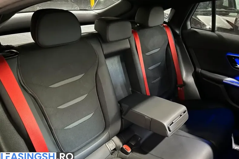 Mercedes-Benz GLC 43 AMG (Clasa GLC) din 2024 cu 22.950 km - oferta MER207609 - foto 19