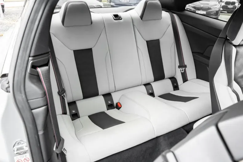 BMW M4 (Seria 4) din 2023 cu 24.768 km - oferta BMW207618 - foto 4