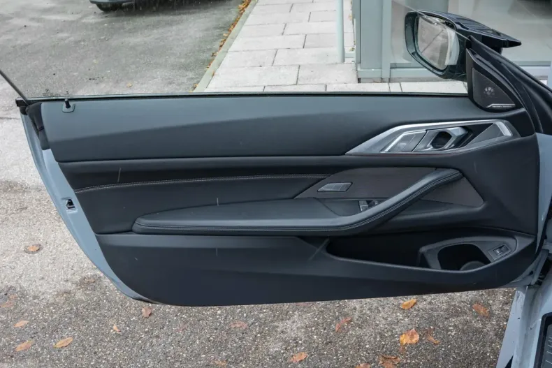 BMW M4 (Seria 4) din 2023 cu 24.768 km - oferta BMW207618 - foto 11