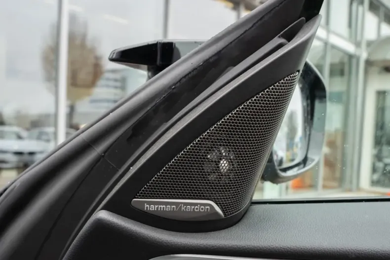 BMW M4 (Seria 4) din 2023 cu 24.768 km - oferta BMW207618 - foto 12