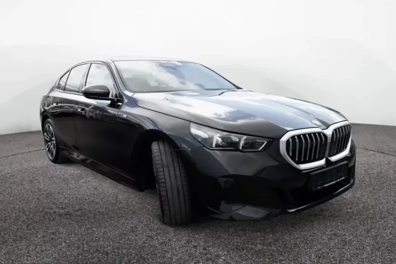 BMW 530 (Seria 5) din 2024 cu 9.600 km - oferta BMW207624 - foto 1