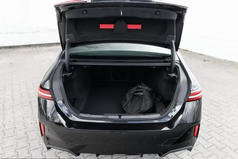 BMW 530 (Seria 5) din 2024 cu 9.600 km - oferta BMW207624 - foto 3