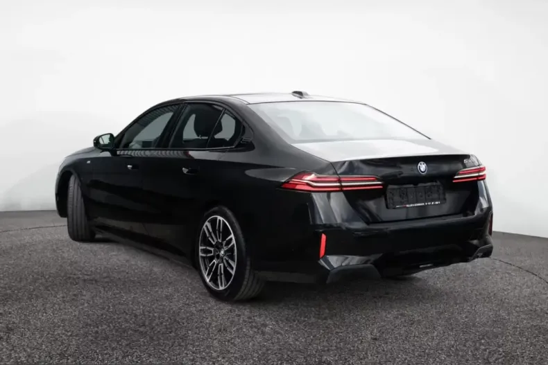 BMW 530 (Seria 5) din 2024 cu 9.600 km - oferta BMW207624 - foto 4