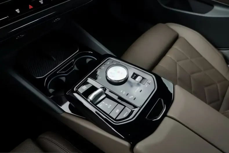 BMW 530 (Seria 5) din 2024 cu 9.600 km - oferta BMW207624 - foto 25