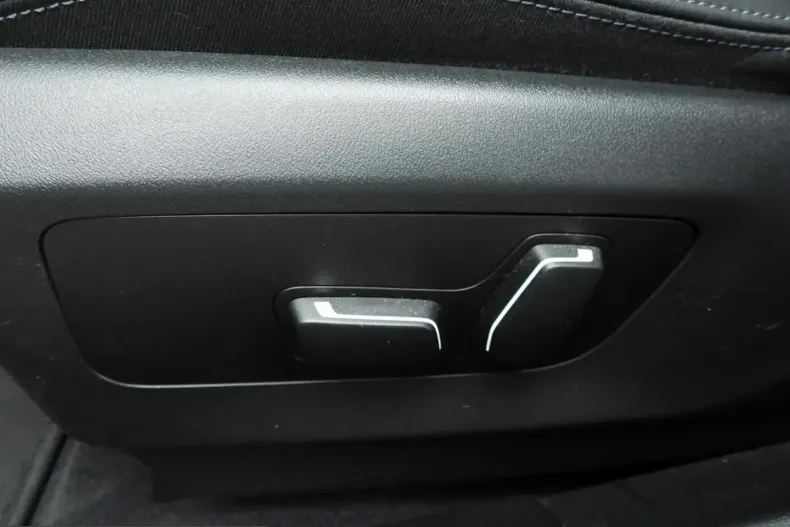 BMW 530 (Seria 5) din 2024 cu 9.000 km - oferta BMW207628 - foto 12