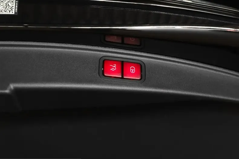 Mercedes-Benz AMG GT (Clasa GT) din 2025 cu 19.261 km - oferta MER207630 - foto 10