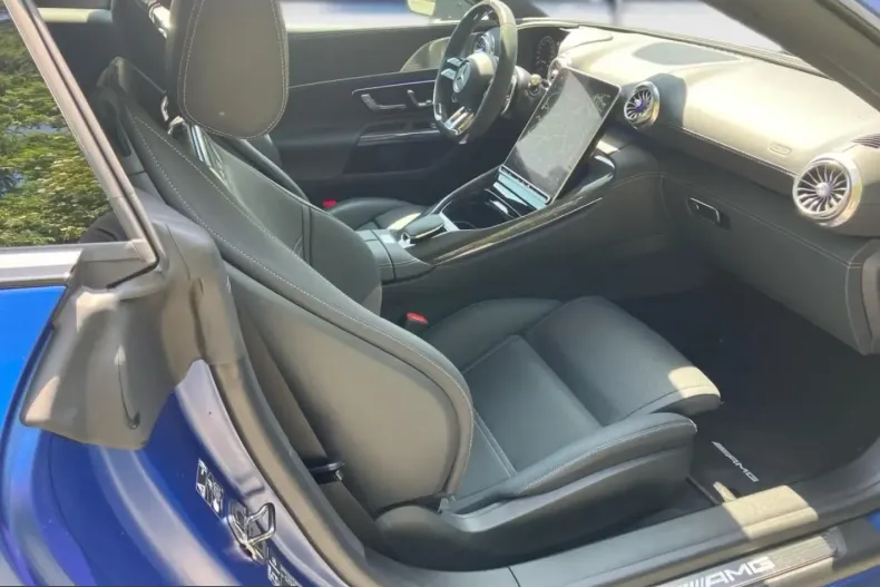 Mercedes-Benz AMG GT (Clasa GT) din 2025 cu 4.178 km - oferta MER207631 - foto 11