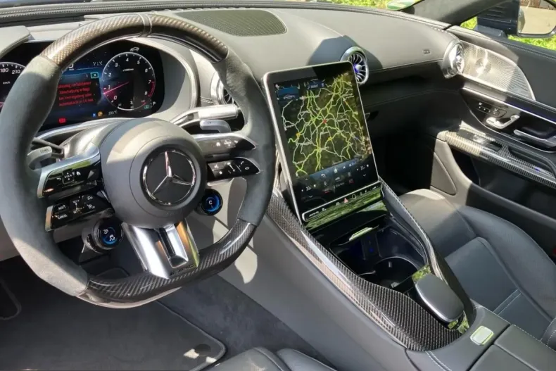 Mercedes-Benz AMG GT (Clasa GT) din 2025 cu 4.178 km - oferta MER207631 - foto 13