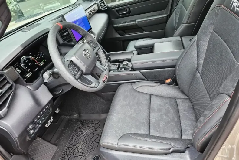 Toyota Sequoia din 2025 cu 75 km - oferta TOY207634 - foto 9