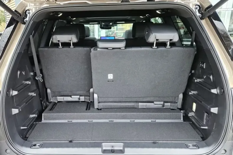 Toyota Sequoia din 2025 cu 75 km - oferta TOY207634 - foto 17